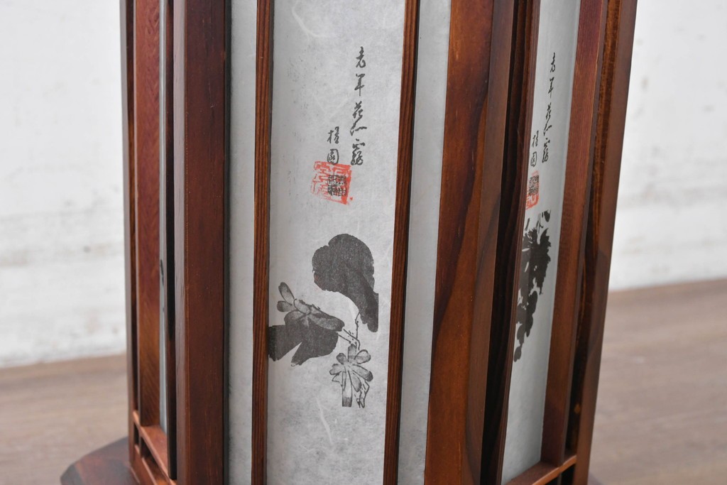 中古　韓国製　六角形屋根　伝統建築デザインの置き型照明　(R-089187)