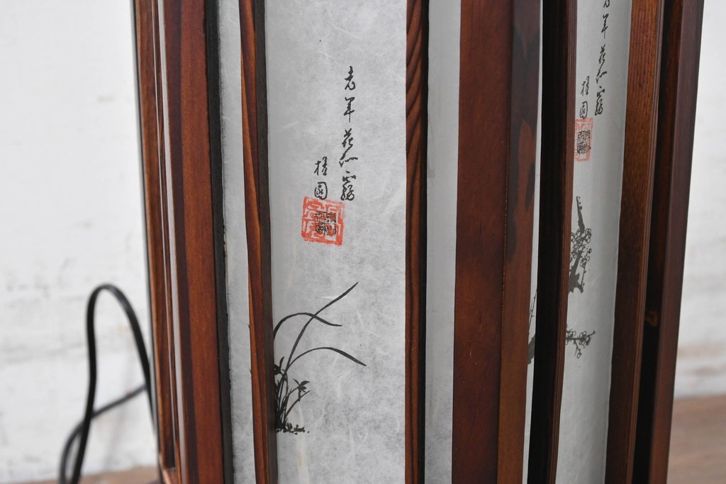 中古　韓国製　六角形屋根　伝統建築デザインの置き型照明　(R-089188)