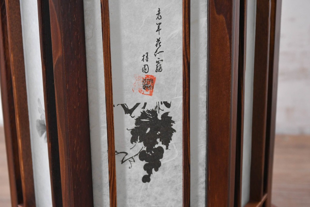 中古　韓国製　六角形屋根　伝統建築デザインの置き型照明　(R-089188)
