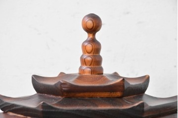 中古　韓国製　六角形屋根　伝統建築デザインの置き型照明　(R-089189)