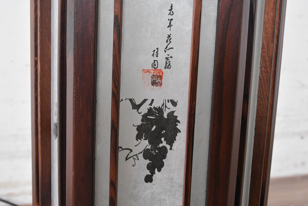 中古　韓国製　六角形屋根　伝統建築デザインの置き型照明　(R-089189)