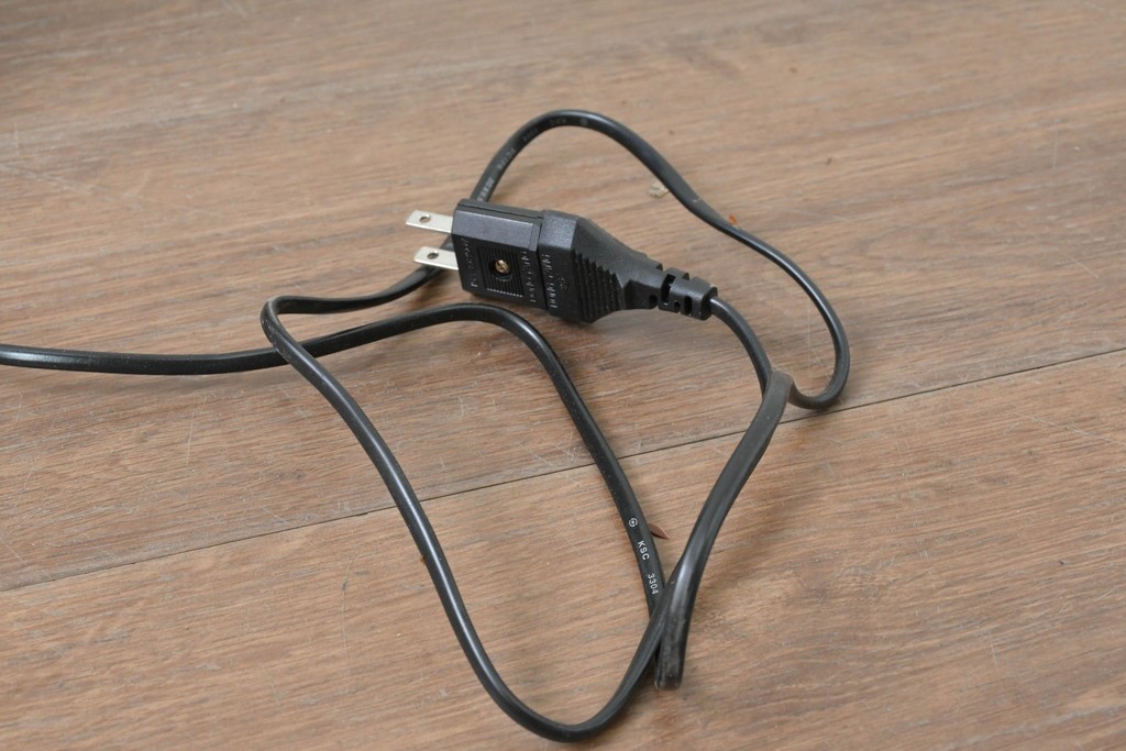 中古　韓国製　六角形屋根　伝統建築デザインの置き型照明　(R-089189)