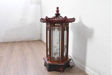 中古　韓国製　六角形屋根　楼閣風　伝統建築デザインの置き型照明　(R-089190)
