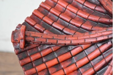 中古　韓国製　六角形屋根　楼閣風　伝統建築デザインの置き型照明　(R-089190)