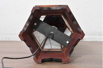 中古　韓国製　六角形屋根　楼閣風　伝統建築デザインの置き型照明　(R-089190)