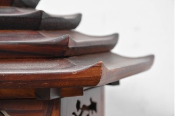 中古　韓国製　六角形屋根　伝統建築デザインの置き型照明　(R-089191)