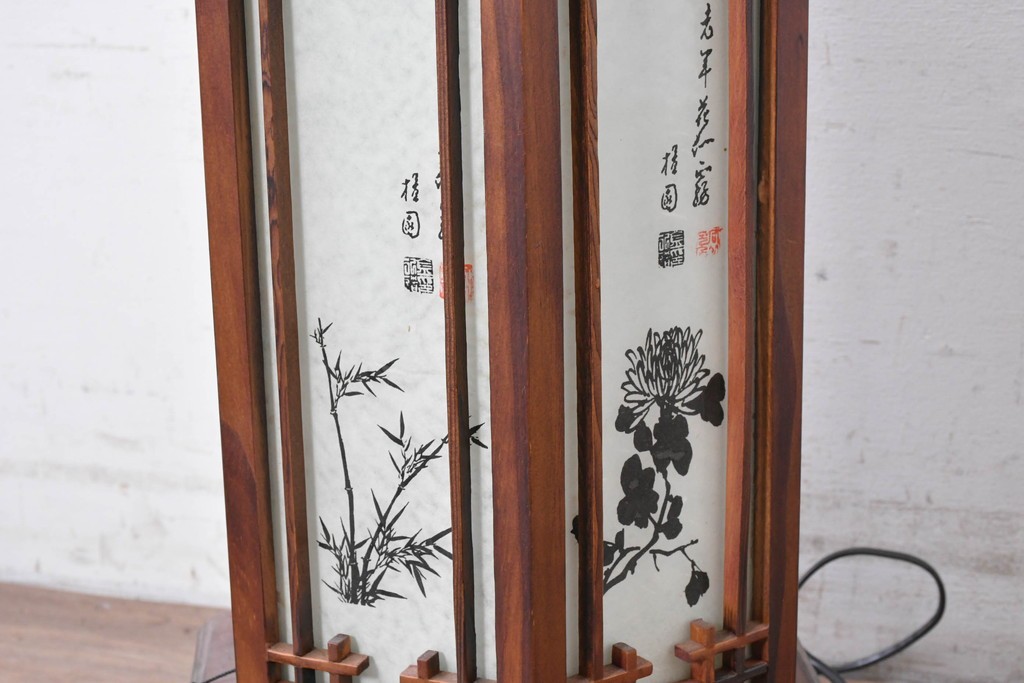 中古　韓国製　六角形屋根　伝統建築デザインの置き型照明　(R-089191)