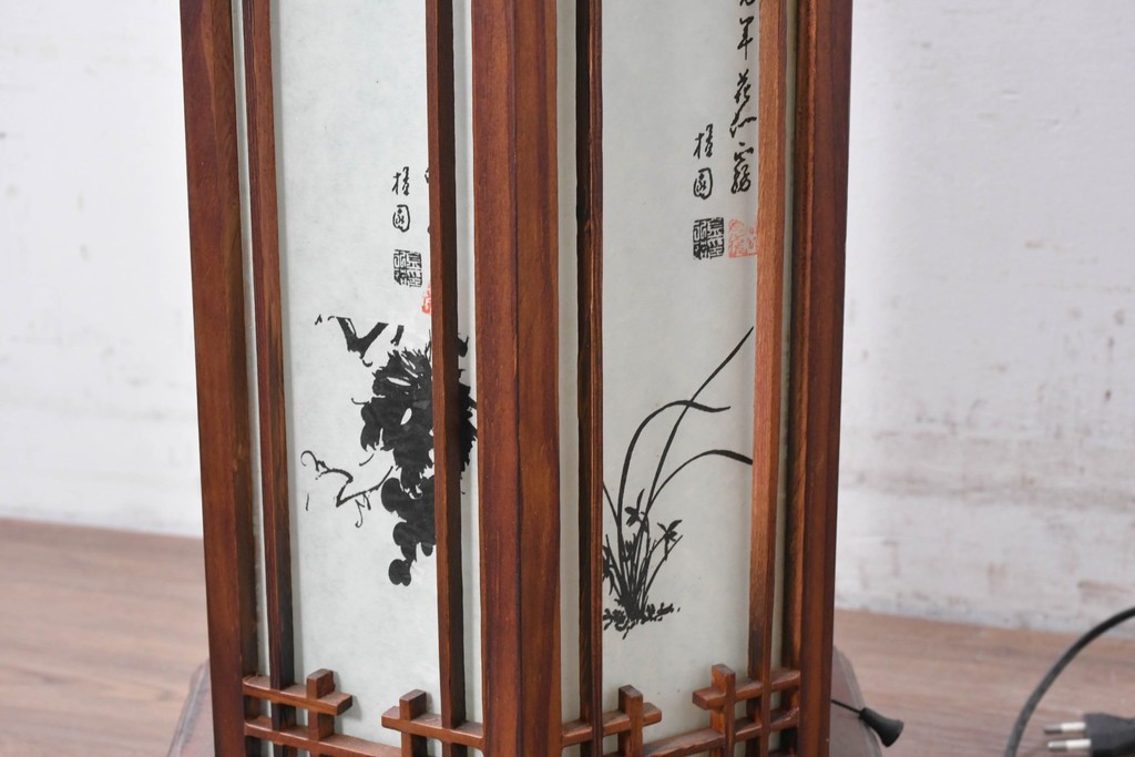 中古　韓国製　六角形屋根　伝統建築デザインの置き型照明　(R-089191)