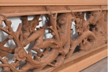 ヴィンテージ建具　昭和後期　井波彫刻　清堂作　松竹梅図の彫刻が美しい欄間2枚セット　(R-089193)