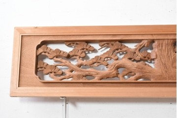 ヴィンテージ建具　昭和後期　井波彫刻　清堂作　松竹梅図の彫刻が美しい欄間2枚セット　(R-089193)