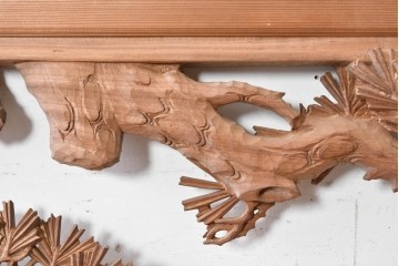 ヴィンテージ建具　井波彫刻　梧山作　新規制作で約130万円相当の逸品!　松の意匠が見事な彫刻欄間2枚セット　(R-089194)