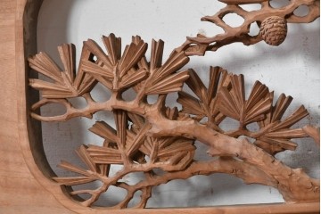 ヴィンテージ建具　井波彫刻　梧山作　新規制作で約130万円相当の逸品!　松の意匠が見事な彫刻欄間2枚セット　(R-089194)
