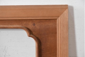 ヴィンテージ建具　昭和後期　井波彫刻　青雲作　松に鶴図を奥行き豊かに彫り込んだ彫刻欄間2枚セット　(R-089196)