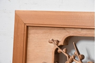 ヴィンテージ建具　昭和後期　井波彫刻　野村一集　四君子図の繊細な透かし彫りが見事な欄間2枚セット　(R-089197)
