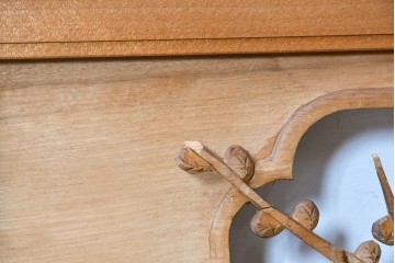 ヴィンテージ建具　昭和後期　井波彫刻　野村一集　四君子図の繊細な透かし彫りが見事な欄間2枚セット　(R-089197)