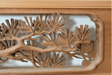 ヴィンテージ建具　昭和後期　井波彫刻　青雲作　力強い松図が見事な欄間2枚セット　(R-089198)