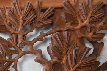 ヴィンテージ建具　昭和後期　井波彫刻　名工 大島一畝作　松竹梅を精巧に彫り上げた欄間2枚セット　(R-089199)
