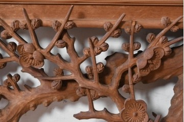 ヴィンテージ建具　昭和後期　井波彫刻　名工 大島一畝作　松竹梅を精巧に彫り上げた欄間2枚セット　(R-089199)