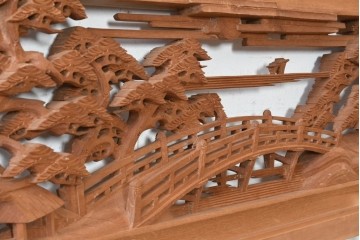 ヴィンテージ建具　昭和後期　井波彫刻　辰造作　近江八景図を巧みに表現した欄間2枚セット　(R-089200)