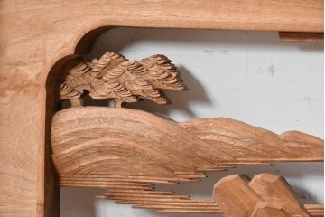 ヴィンテージ建具　昭和後期　井波彫刻　辰造作　近江八景図を巧みに表現した欄間2枚セット　(R-089200)