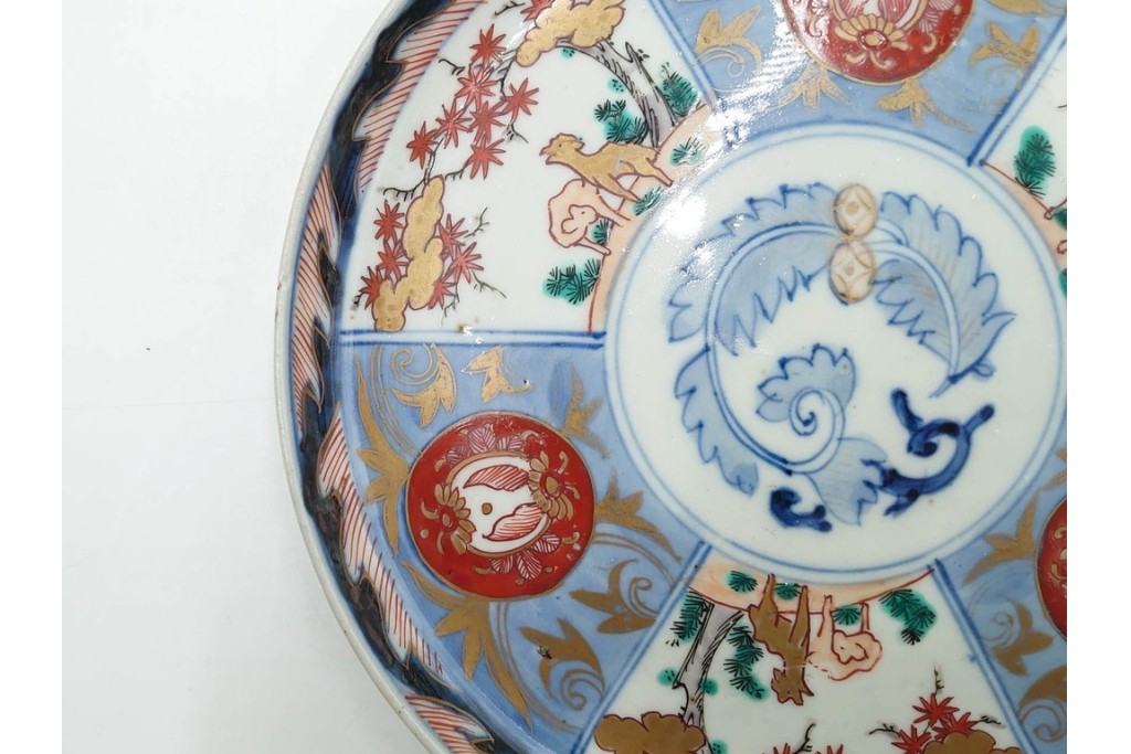 江戸期　古伊万里　染錦　直径約20cm(6.6寸)　鹿紅葉図が華やかな中皿　(R-089204)