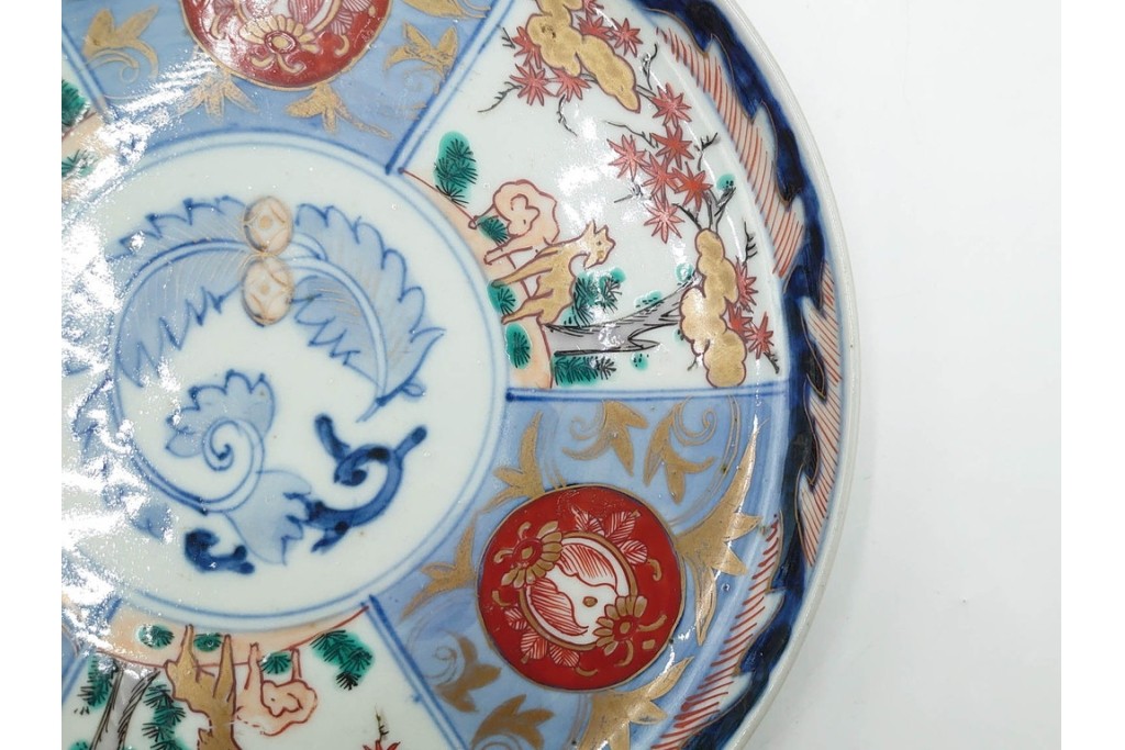 江戸期　古伊万里　染錦　直径約20cm(6.6寸)　鹿紅葉図が華やかな中皿　(R-089204)