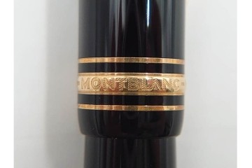 ドイツ　MONTBLANC(モンブラン)　マイスターシュテュック146　14K(14金)　艶やかなブラック軸が上品な万年筆　ケース付き　(R-089205)