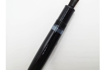 ドイツ　MONTBLANC(モンブラン)　マイスターシュテュック146　14K(14金)　艶やかなブラック軸が上品な万年筆　ケース付き　(R-089205)