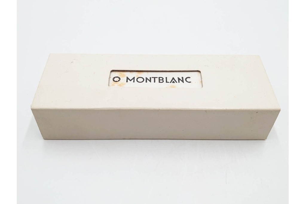 ドイツ　MONTBLANC(モンブラン)　マイスターシュテュック146　14K(14金)　艶やかなブラック軸が上品な万年筆　ケース付き　(R-089205)