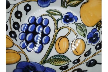 ARABIA FINLAND(アラビア フィンランド)　paratiisi(パラティッシ)　色鮮やかな果実と花々が描かれたボウル・プレート3枚セット　(R-089211)