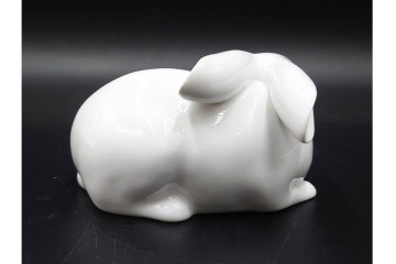 大倉陶園(OKURA/OAC)　沼田一雅作　白磁　「双卯」　共箱付き　(R-089212)