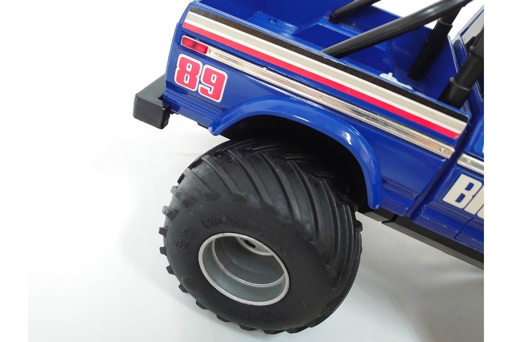 タイヨー(TAIYO)　4WD BIG ROADER(ビッグローダー)　レトロな青いピックアップトラックのラジコン　プロポ(コントローラー)・外箱付き　(R-089214)
