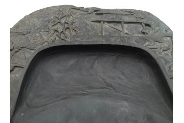 中国　唐物　楼閣松竹文が風雅な瑞渓硯　唐木蓋付き　(R-089220)