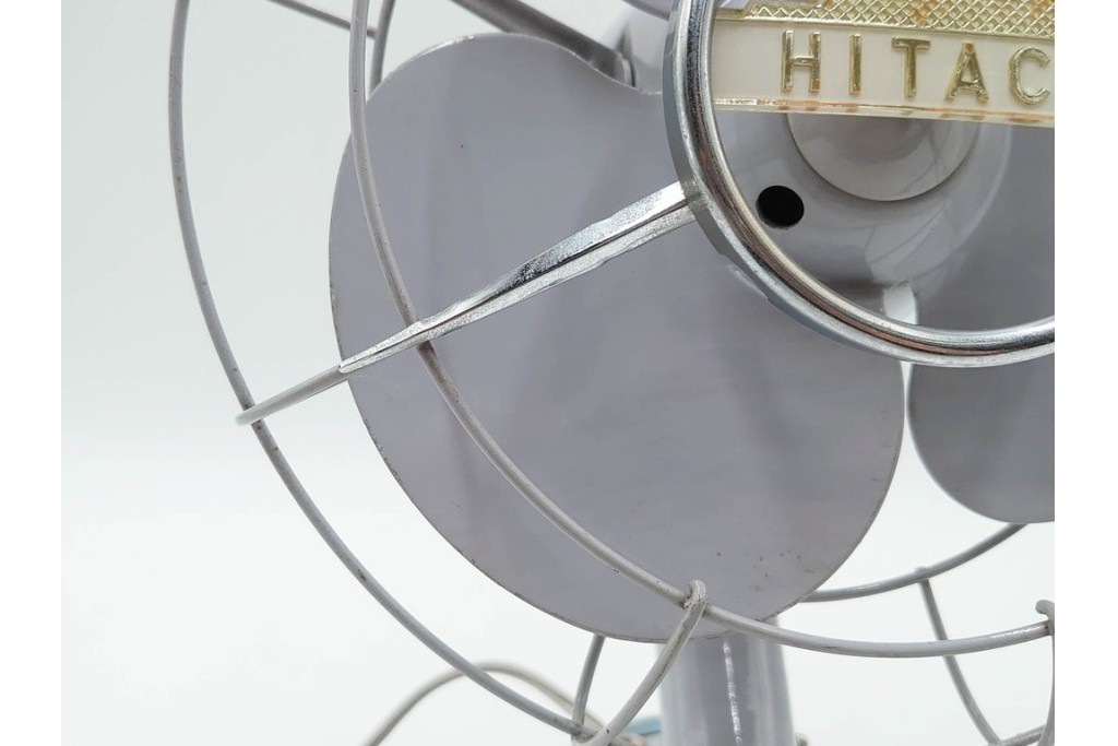 日立(HITACHI)　M-6020　3枚羽　レトロなデスクファン　(R-089221)