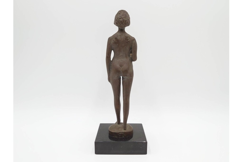 細野稔人　高さ約28cm　「ふくろうを持つ女神」　すらりとした立ち姿のブロンズ像　(R-089225)