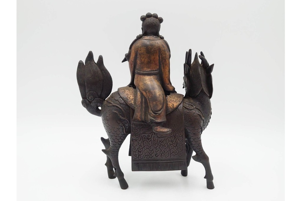中国・唐物　古玩　古銅　麒麟に乗る人物香炉　(R-089227)