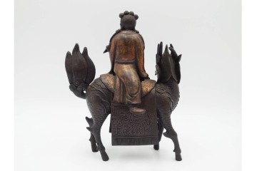 中国・唐物　古玩　古銅　麒麟に乗る人物香炉　(R-089227)