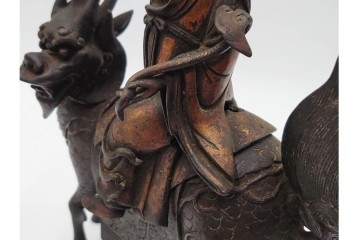 中国・唐物　古玩　古銅　麒麟に乗る人物香炉　(R-089227)