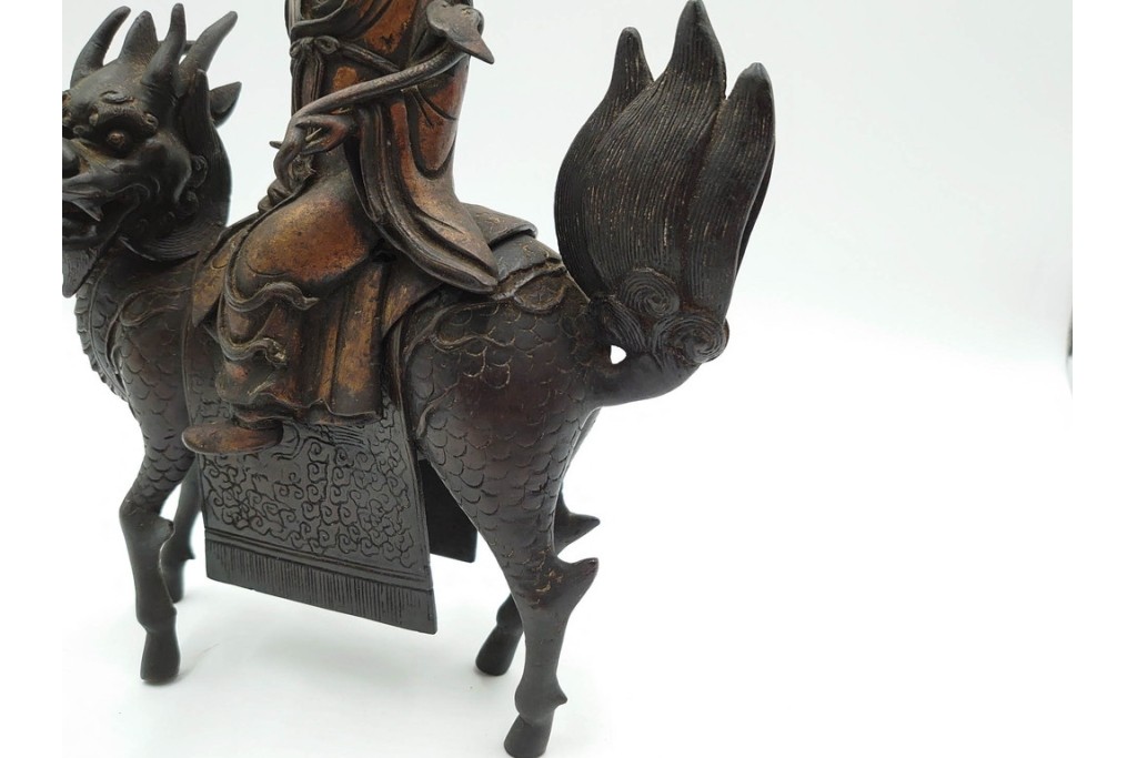 中国・唐物　古玩　古銅　麒麟に乗る人物香炉　(R-089227)