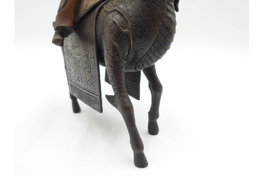 中国・唐物　古玩　古銅　麒麟に乗る人物香炉　(R-089227)