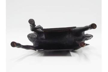 中国・唐物　古玩　古銅　麒麟に乗る人物香炉　(R-089227)