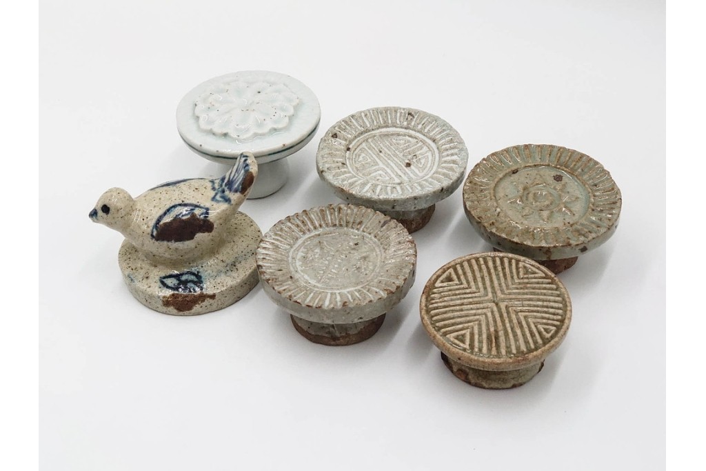 李朝　白磁　鳥形など意匠違いの餅型・菓子型6点セット　(R-089229)