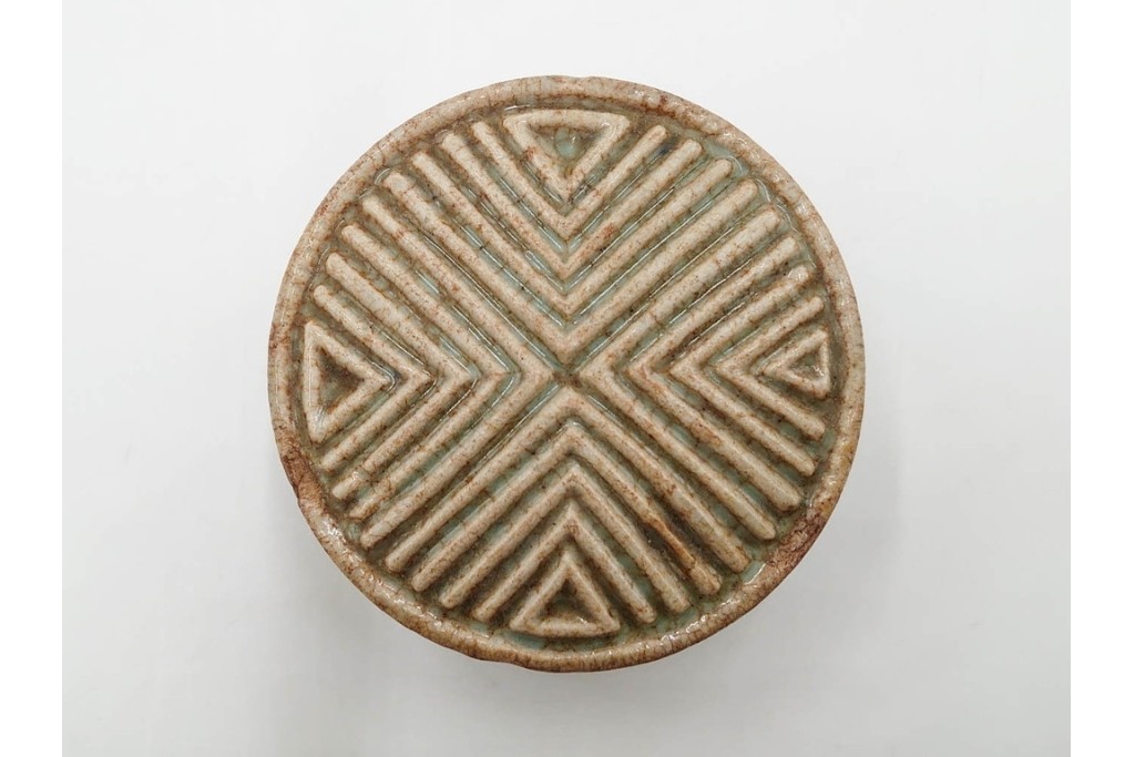 李朝　白磁　鳥形など意匠違いの餅型・菓子型6点セット　(R-089229)