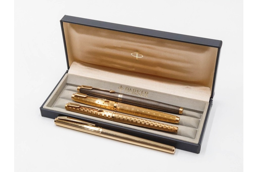 PARKER(パーカー)　STERLING925・14K(14金・585)　MONTBLANC(モンブラン)　ノブレス　デザインが異なる万年筆4点セット　ケース付き　(R-089231)