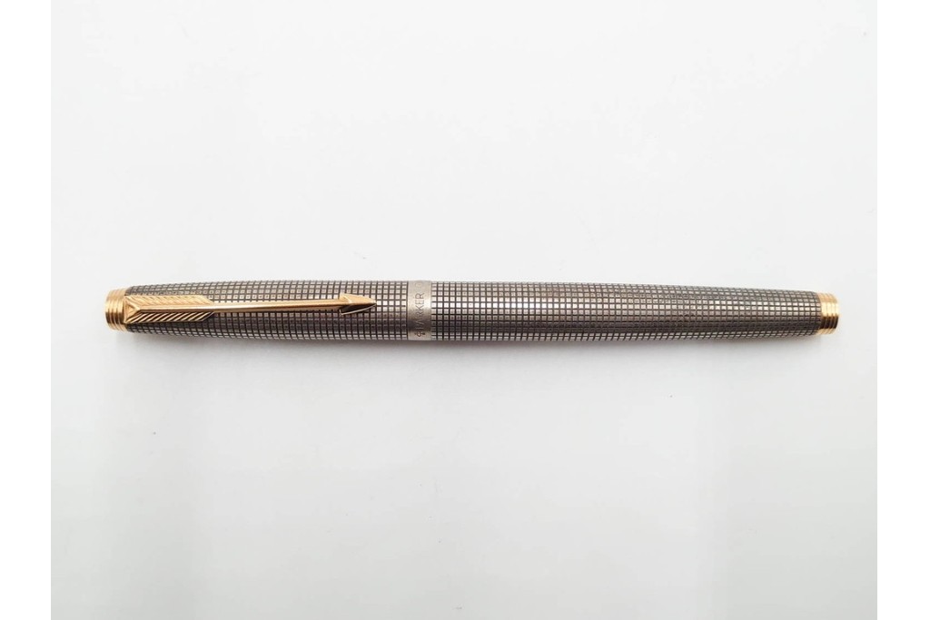 PARKER(パーカー)　STERLING925・14K(14金・585)　MONTBLANC(モンブラン)　ノブレス　デザインが異なる万年筆4点セット　ケース付き　(R-089231)