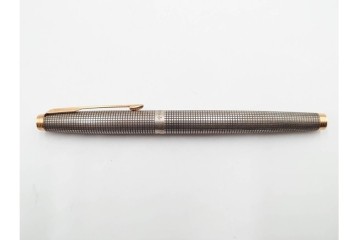 PARKER(パーカー)　STERLING925・14K(14金・585)　MONTBLANC(モンブラン)　ノブレス　デザインが異なる万年筆4点セット　ケース付き　(R-089231)