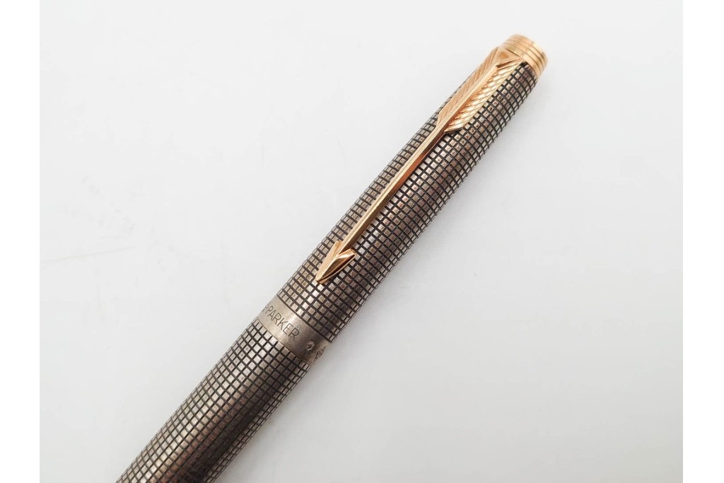 PARKER(パーカー)　STERLING925・14K(14金・585)　MONTBLANC(モンブラン)　ノブレス　デザインが異なる万年筆4点セット　ケース付き　(R-089231)
