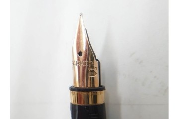 PARKER(パーカー)　STERLING925・14K(14金・585)　MONTBLANC(モンブラン)　ノブレス　デザインが異なる万年筆4点セット　ケース付き　(R-089231)