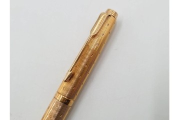 PARKER(パーカー)　STERLING925・14K(14金・585)　MONTBLANC(モンブラン)　ノブレス　デザインが異なる万年筆4点セット　ケース付き　(R-089231)