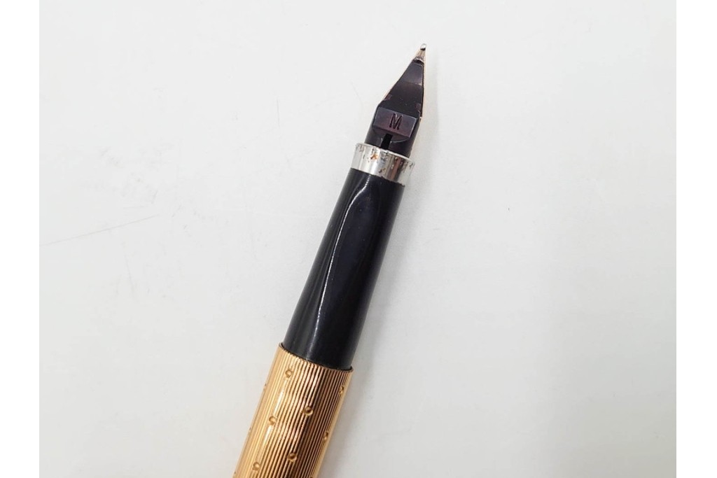 PARKER(パーカー)　STERLING925・14K(14金・585)　MONTBLANC(モンブラン)　ノブレス　デザインが異なる万年筆4点セット　ケース付き　(R-089231)